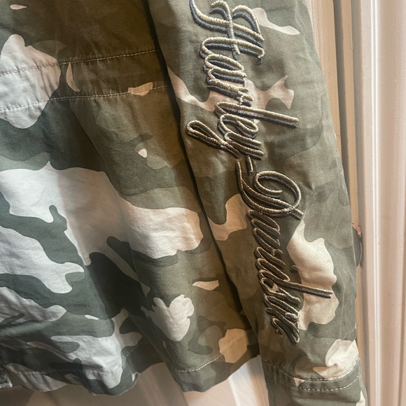 Camo and floral Harley Davidson jacket - Picture 6 of 6